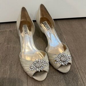 Badgley Mischka Caitlin Women’s Ivory Satin Heels